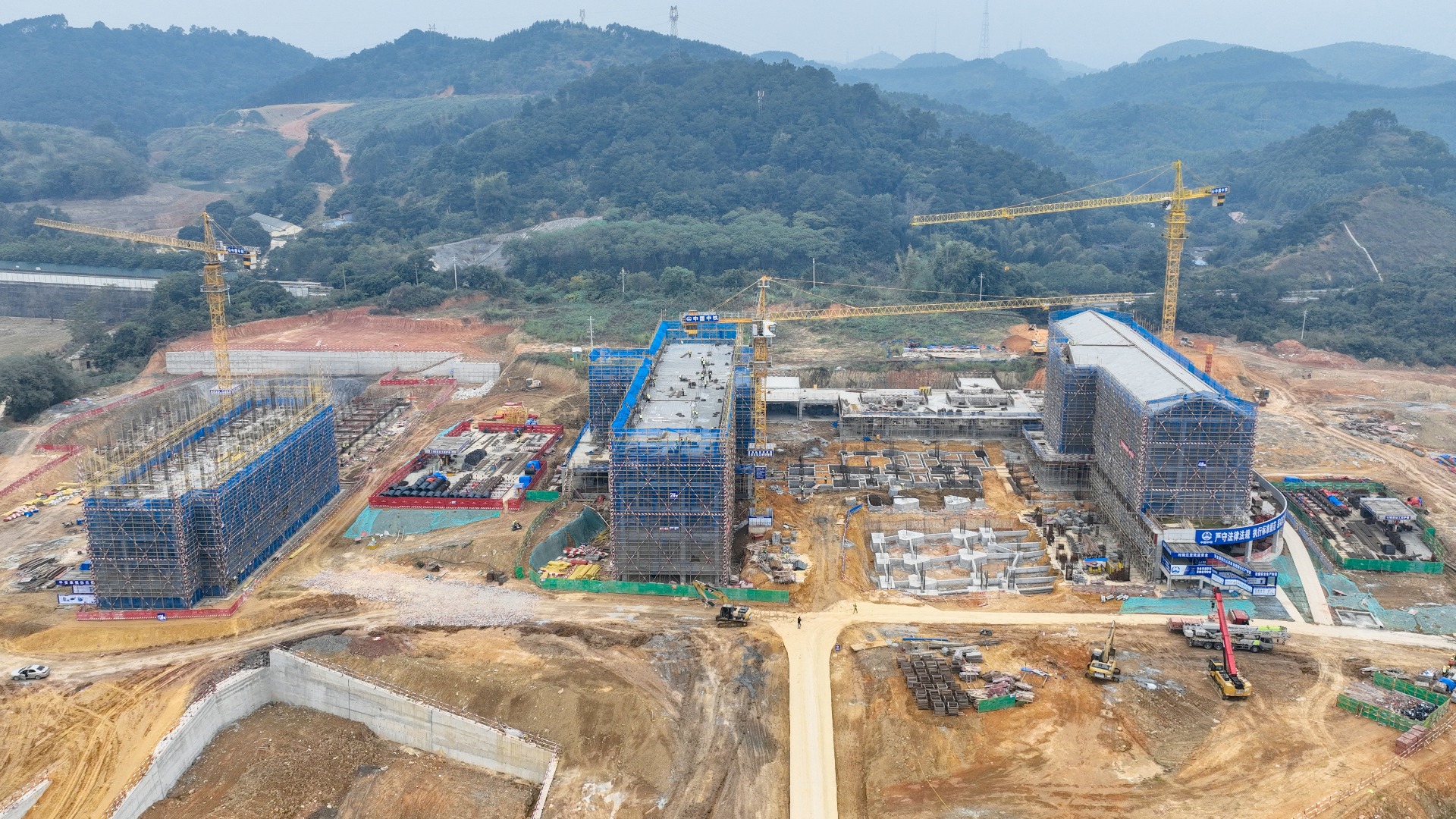 龍景六小、十二中_副本